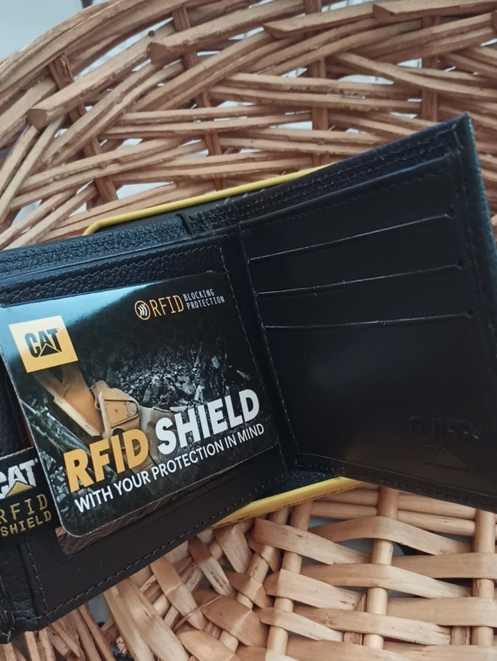 Genuine Leather Black Men's Bifold Wallet
